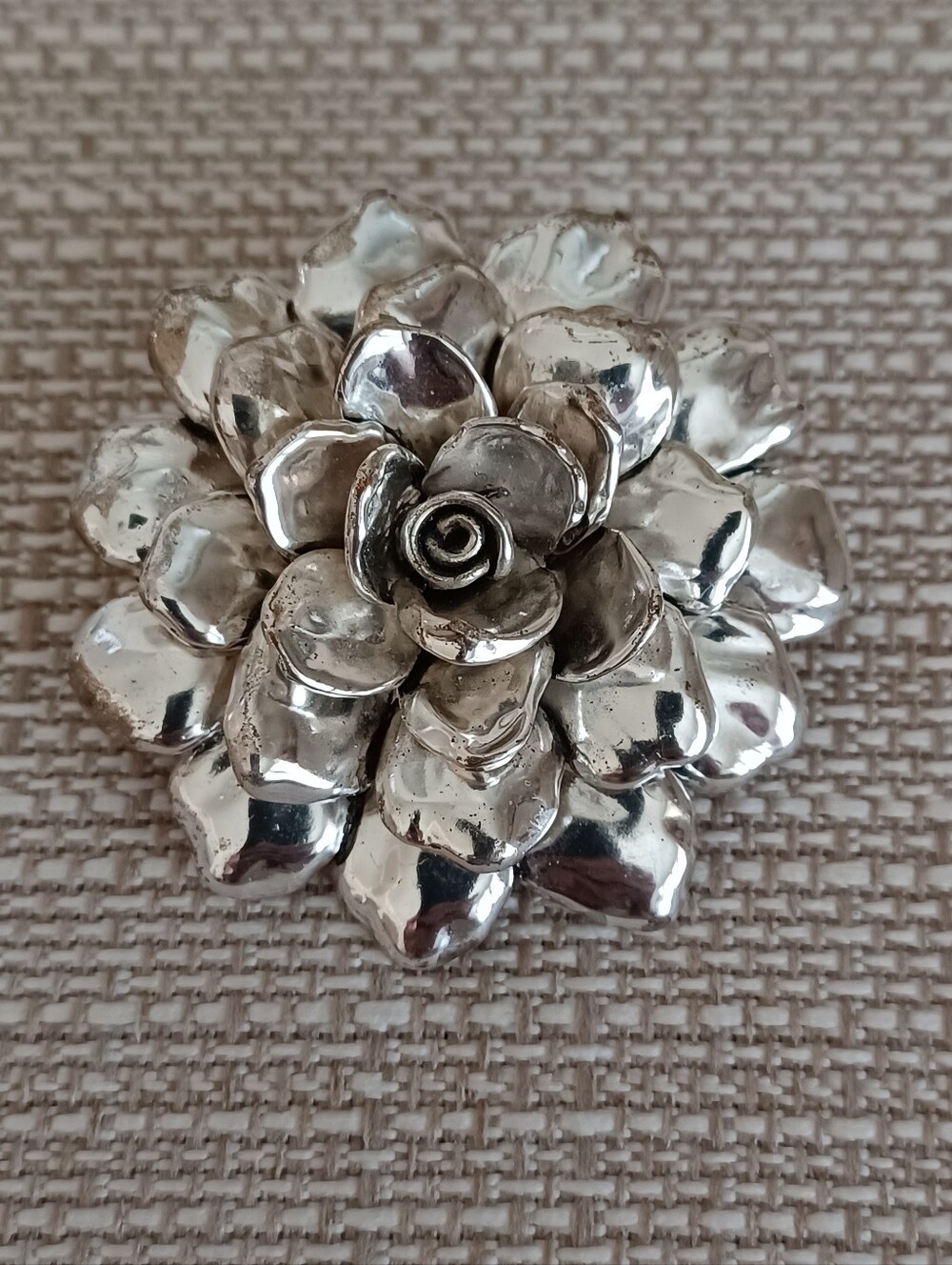 Vintage Liz Claiborne 3D Layered Flower Brooch ✨️